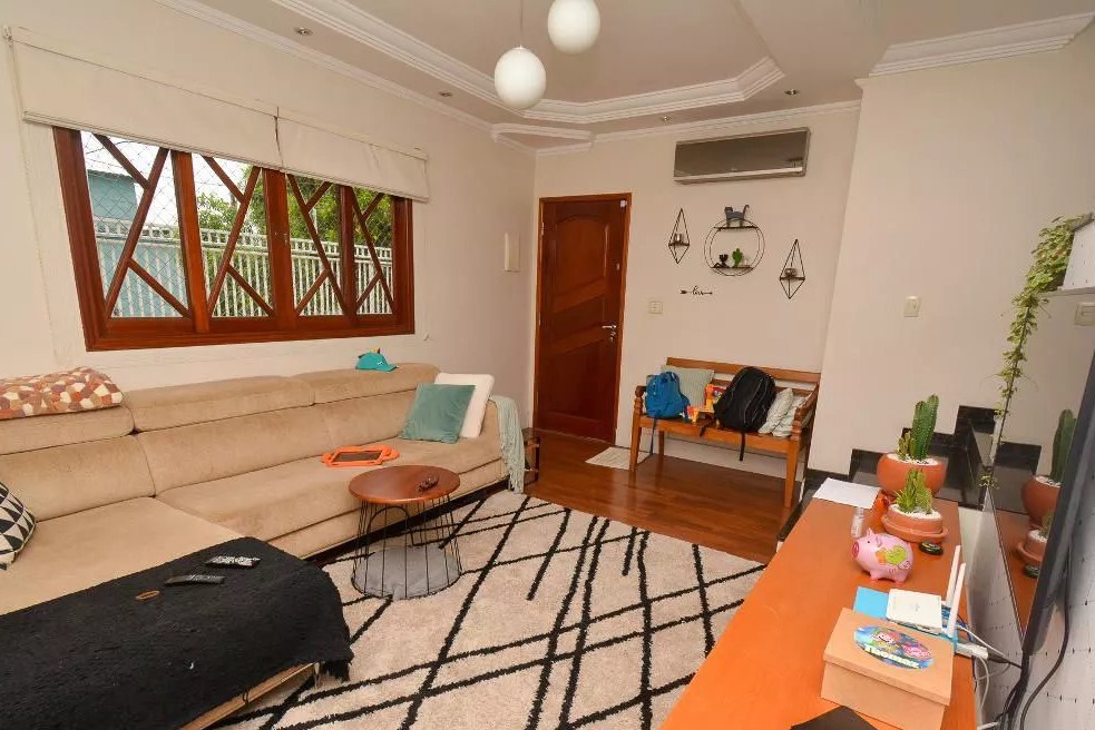 Casa à venda com 3 quartos, 150m² - Foto 4