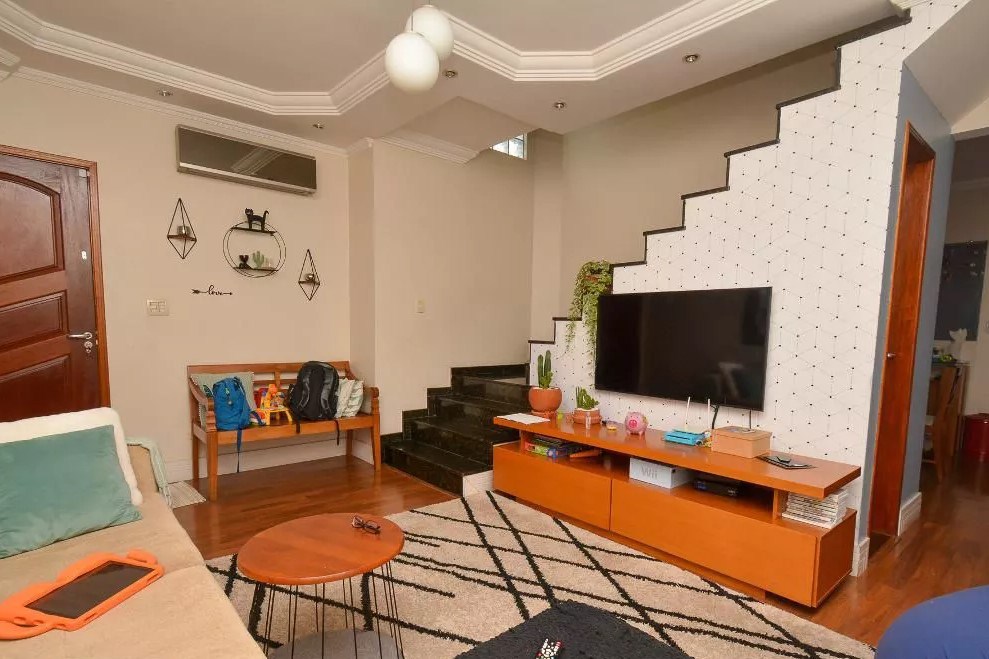 Casa à venda com 3 quartos, 150m² - Foto 2