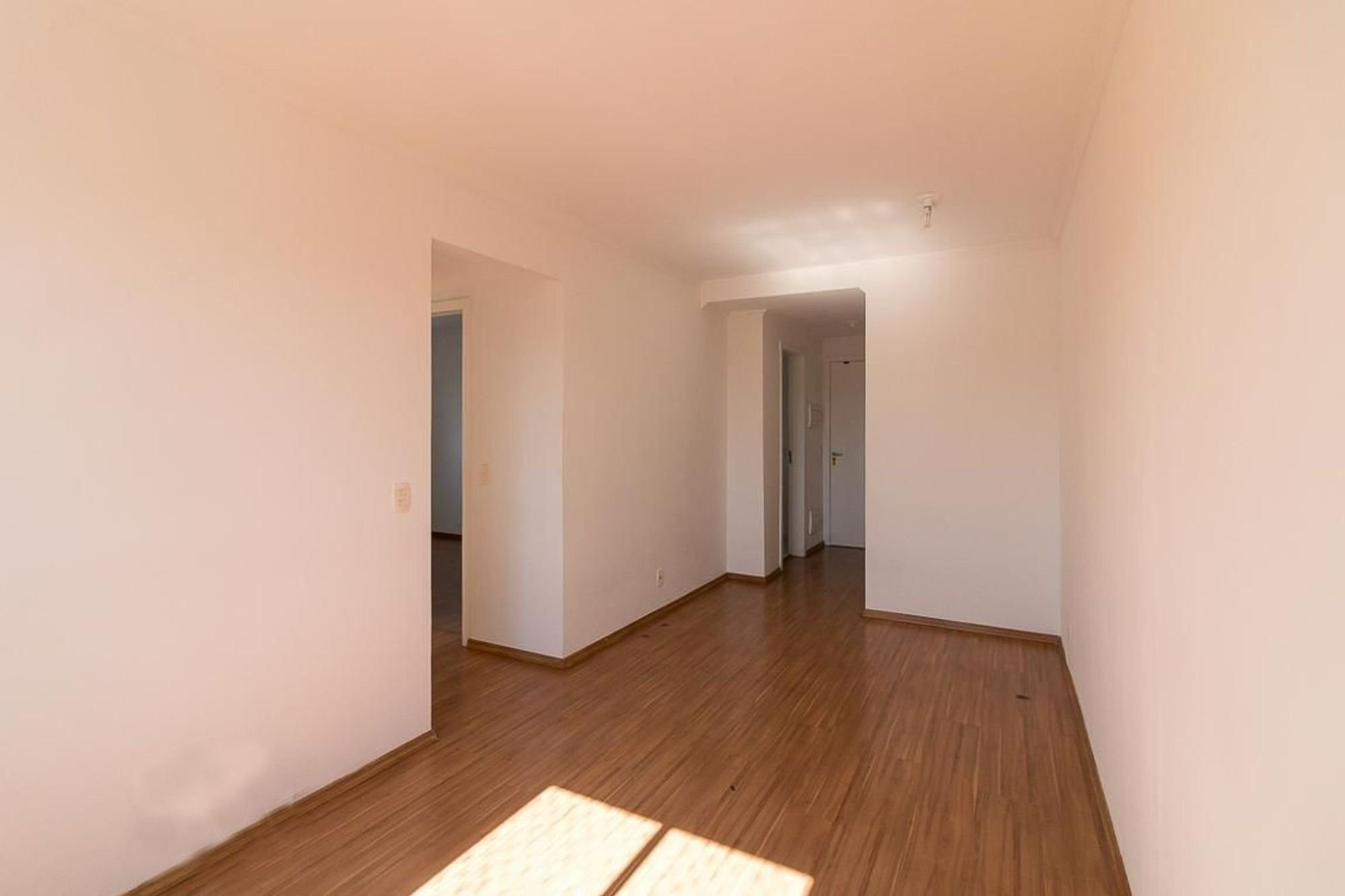 Apartamento à venda e aluguel com 2 quartos, 49m² - Foto 3