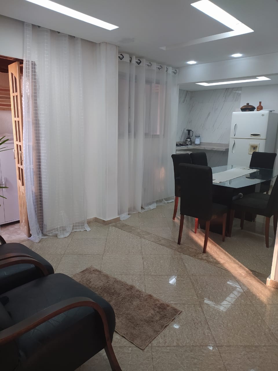 Casa à venda com 3 quartos, 120m² - Foto 3