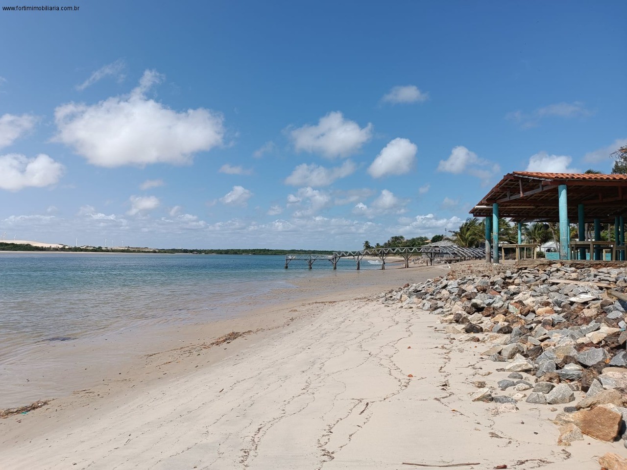 Prédio Comercial COMERCIAL em FORTIM - CE, CANTO DA BARRA