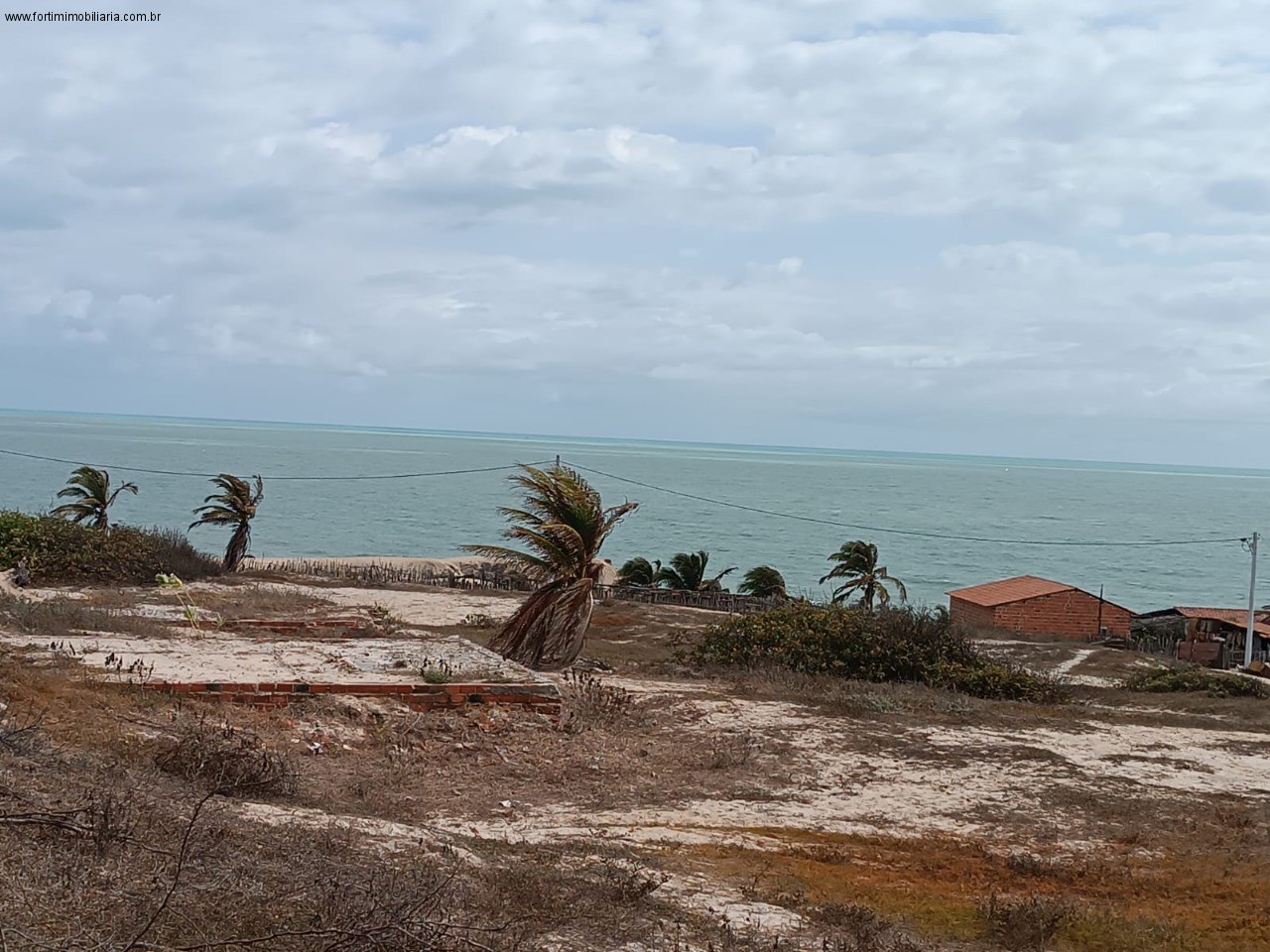 TERRENO RESIDENCIAL em ARACATI - CE, PRAIA DE QUIXABA