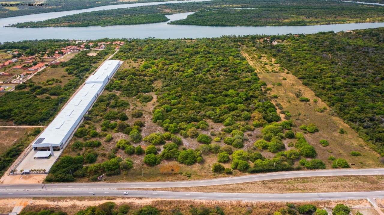 TERRENO RESIDENCIAL/COMERCIAL em FORTIM - CE, FRENTE RIO ATÉ A CE 040