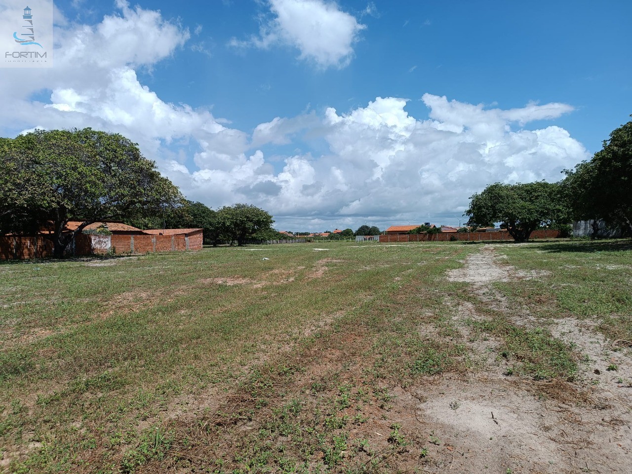 TERRENO RESIDENCIAL/COMERCIAL em FORTIM - CE, CANTO DA BARRA