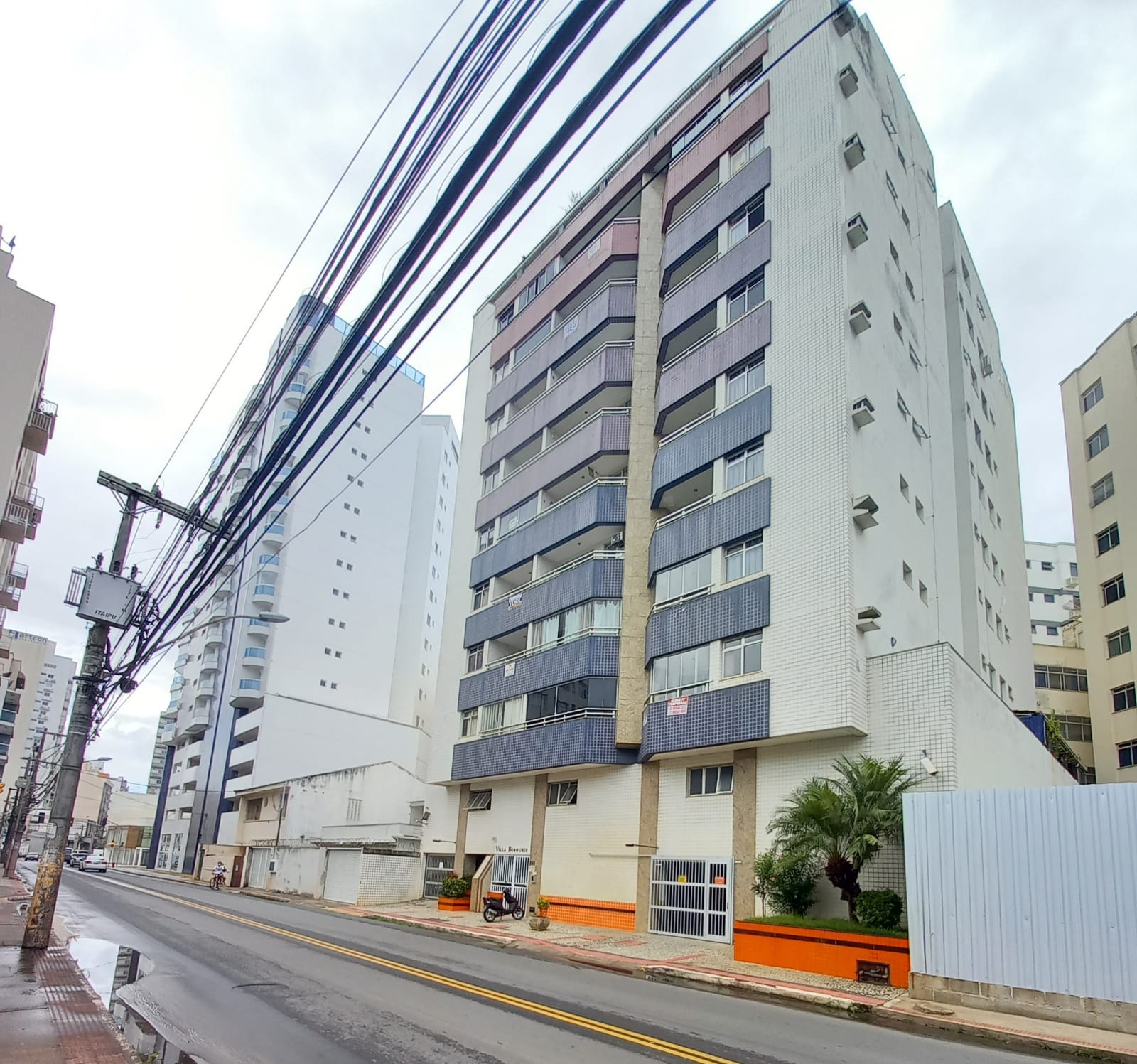 APARTAMENTO RESIDENCIAL em Guarapari - ES, Centro
