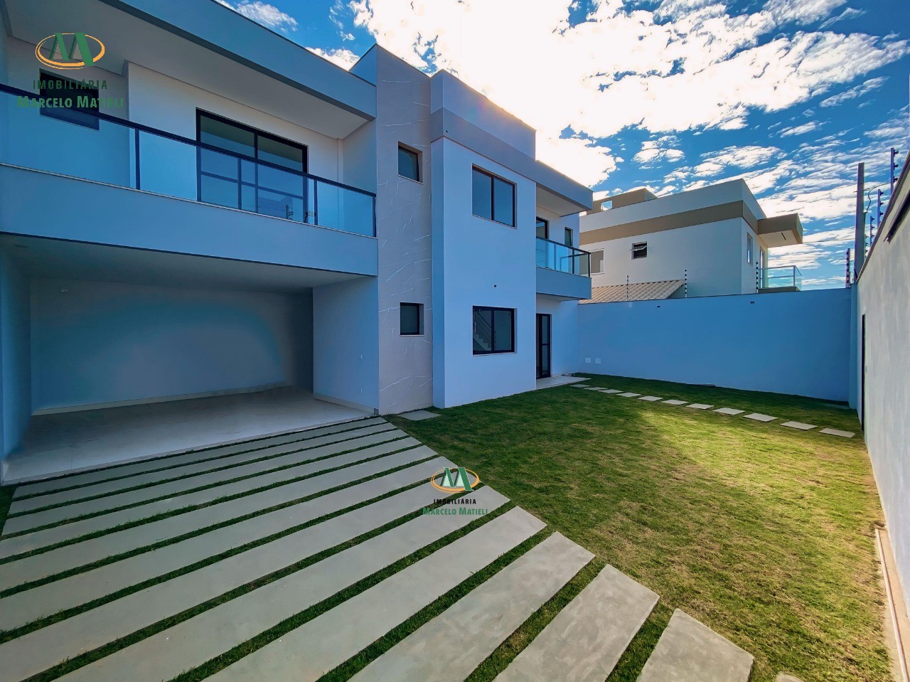 CASA RESIDENCIAL em Guarapari - ES, Itapebussú