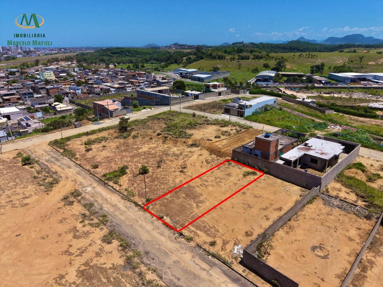 Terreno, 240 m² - Foto 1