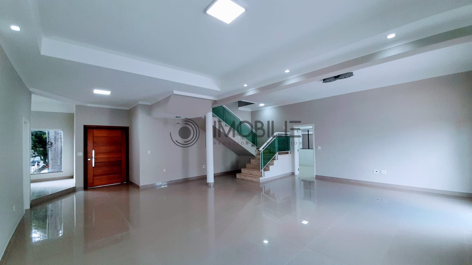 Casa à venda com 4 quartos, 359m² - Foto 4