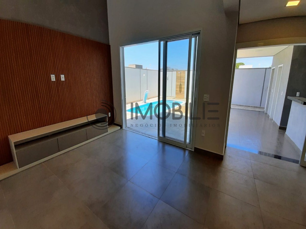 Casa à venda com 3 quartos, 221m² - Foto 5