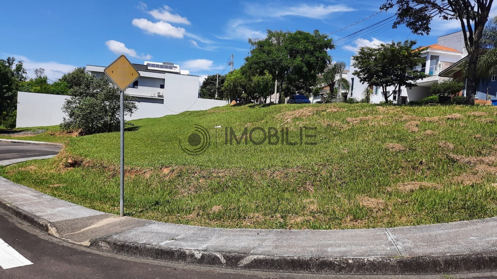 Terreno à venda, 1021m² - Foto 1