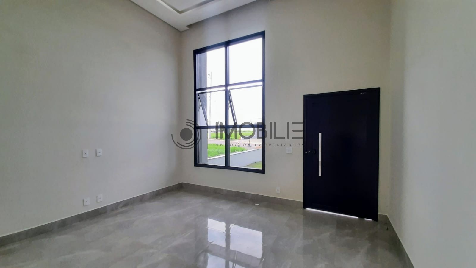 Casa à venda com 3 quartos, 186m² - Foto 2