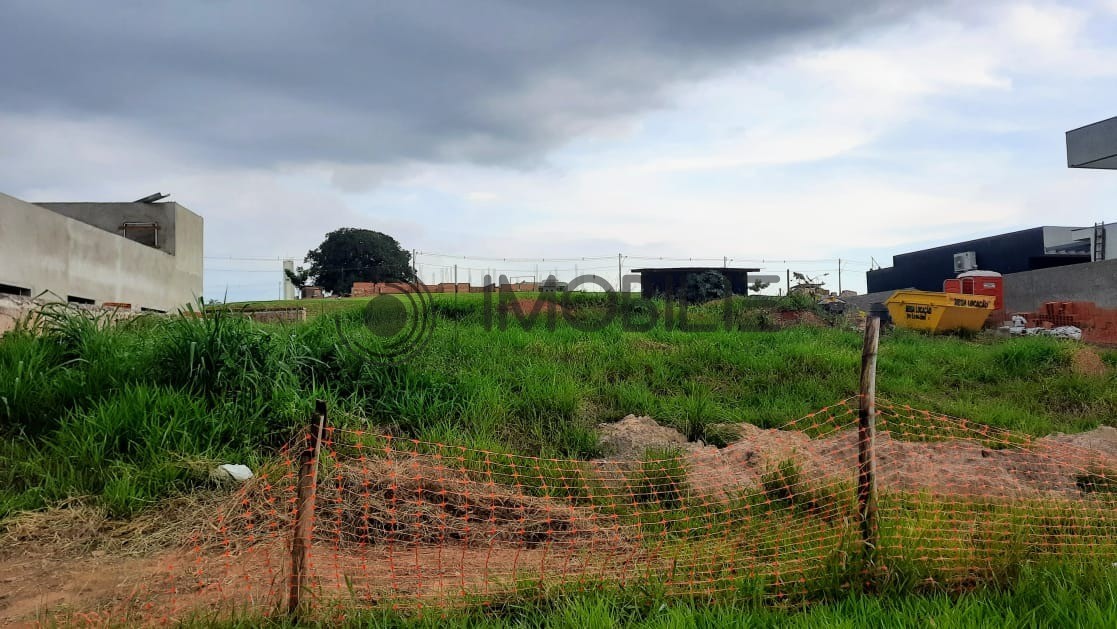 Terreno à venda, 1000m² - Foto 2