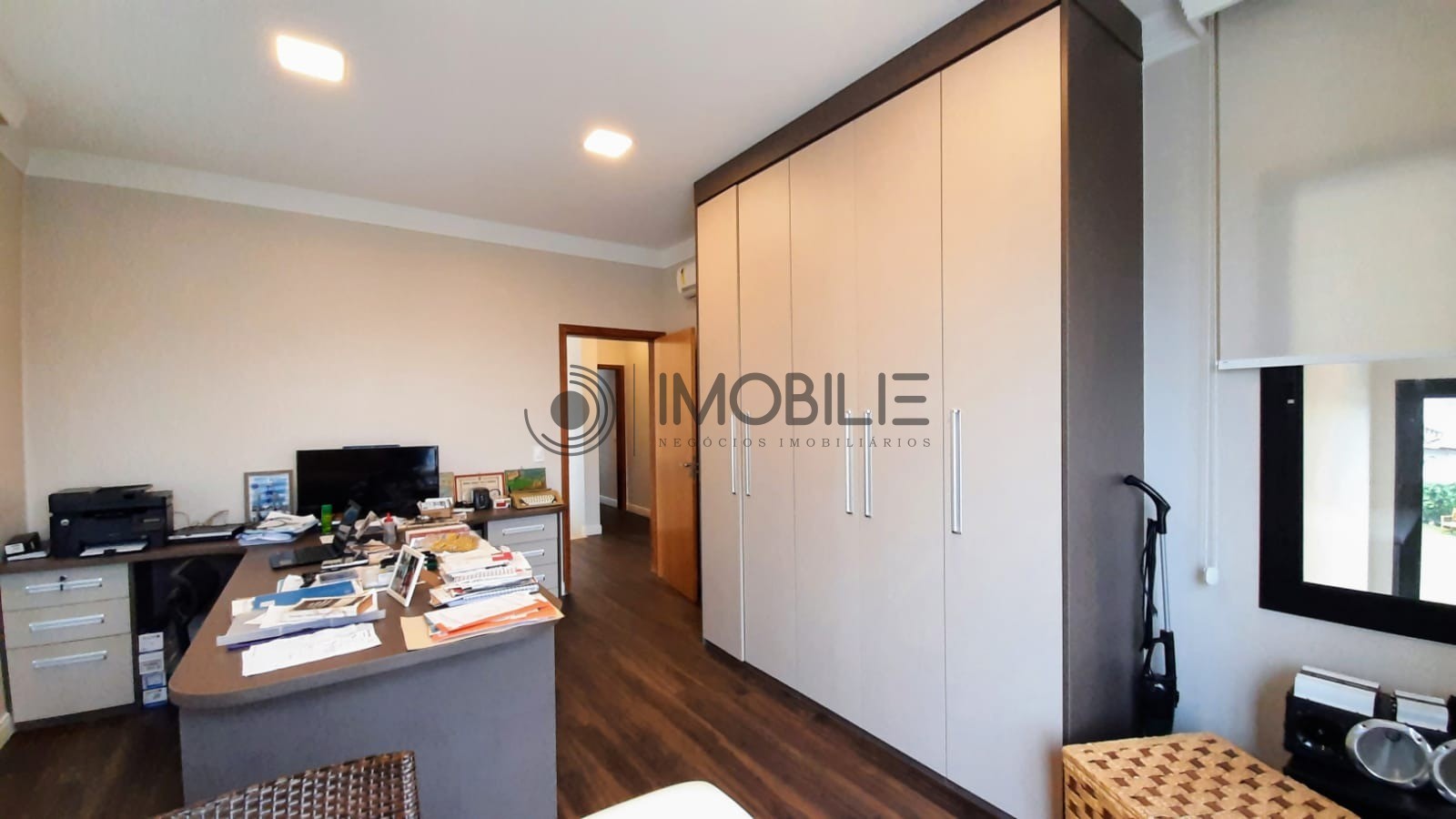 Casa à venda com 3 quartos, 300m² - Foto 31