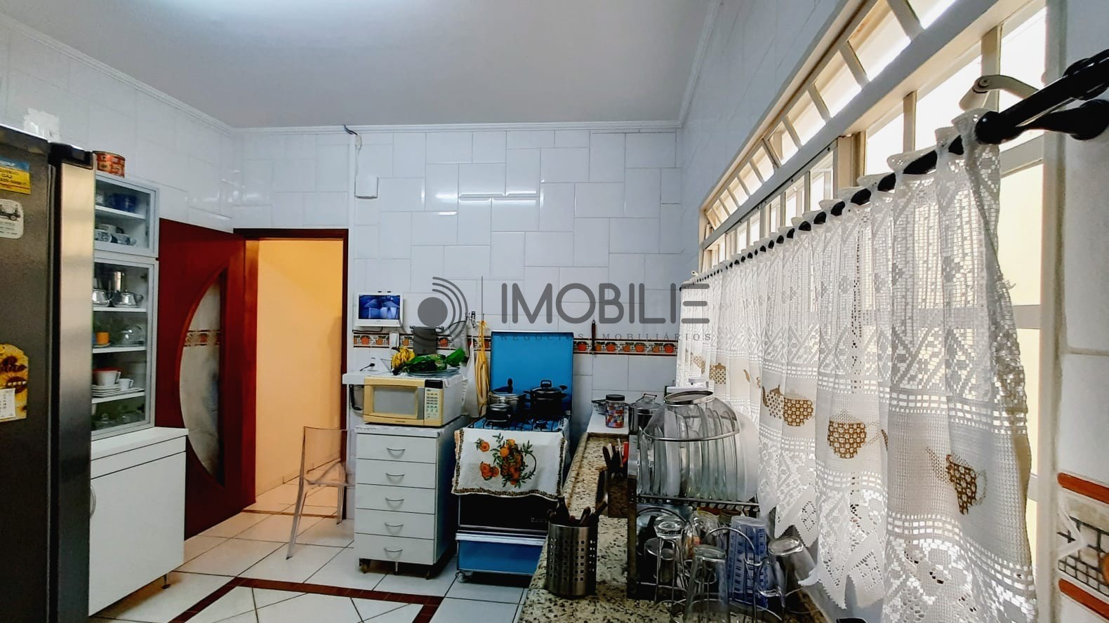 Casa à venda com 3 quartos, 100m² - Foto 5