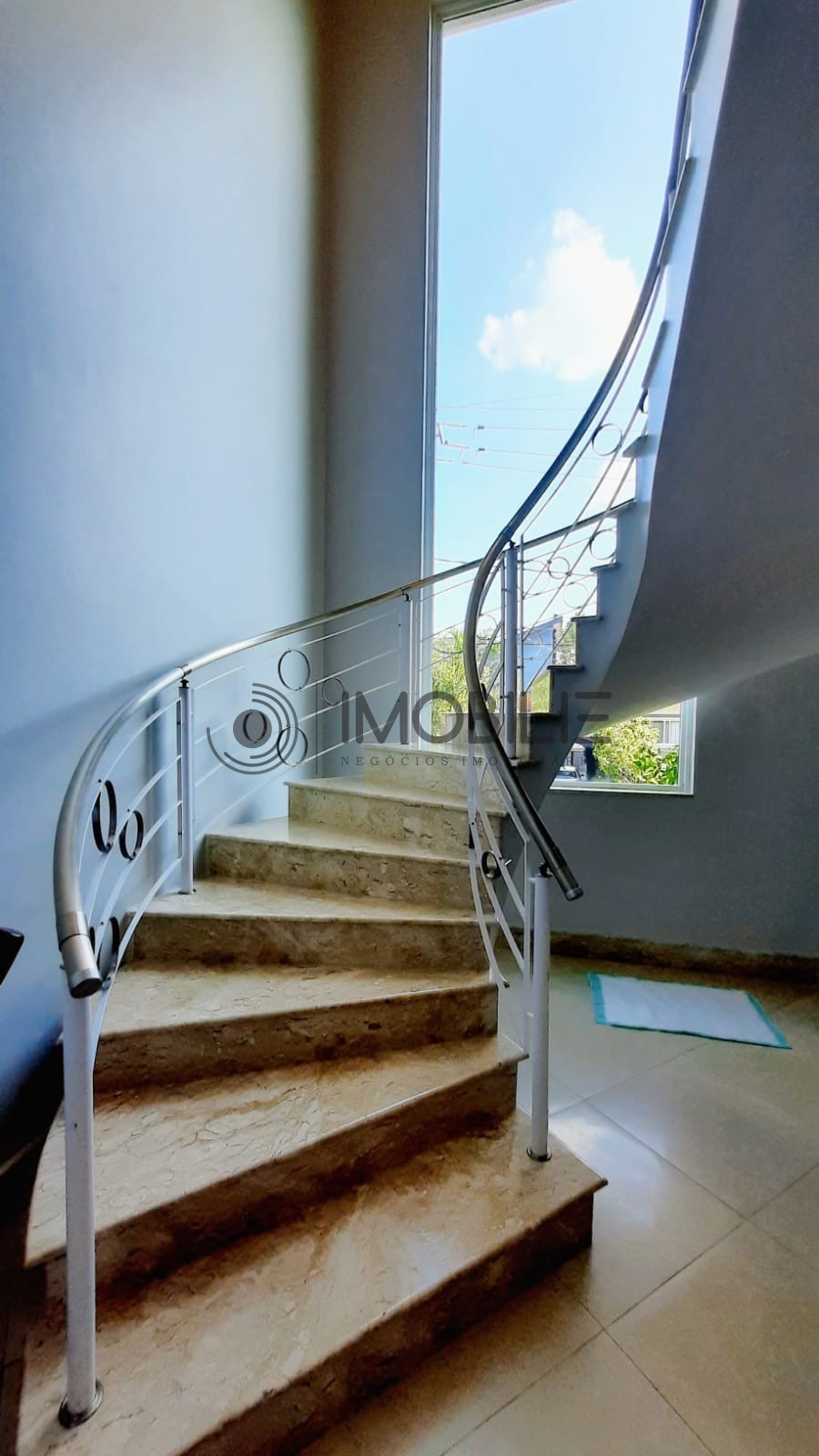 Casa à venda com 3 quartos, 264m² - Foto 14