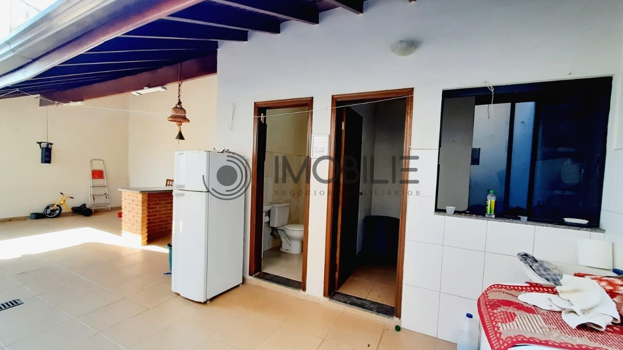 Casa à venda com 3 quartos, 142m² - Foto 29