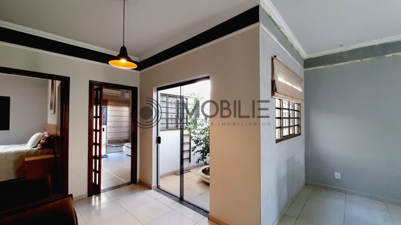 Casa à venda com 3 quartos, 142m² - Foto 10