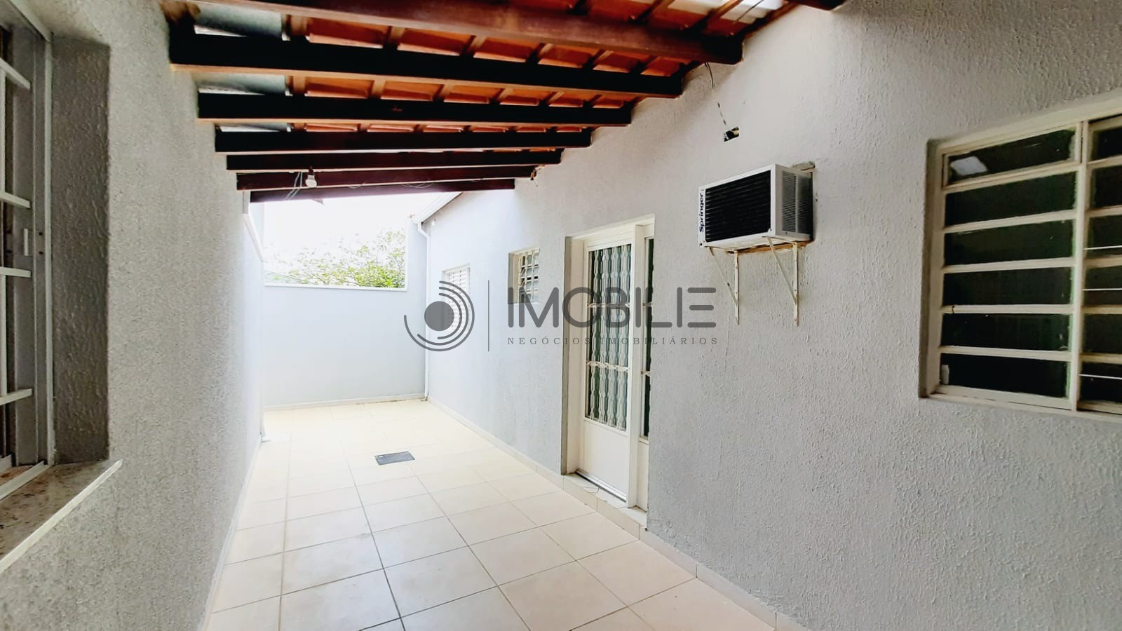 Casa à venda com 3 quartos, 150m² - Foto 25