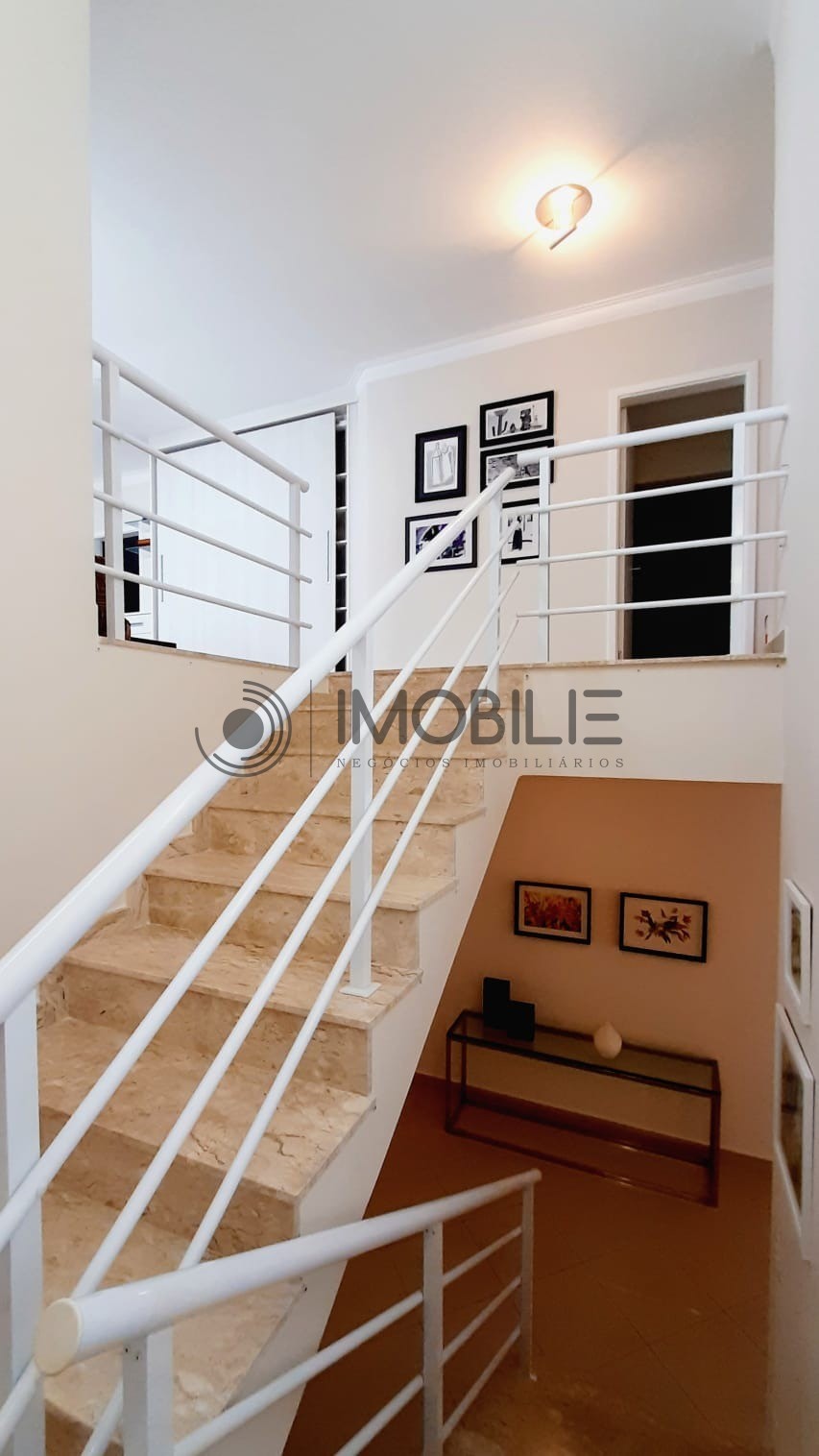 Casa à venda com 4 quartos, 365m² - Foto 23