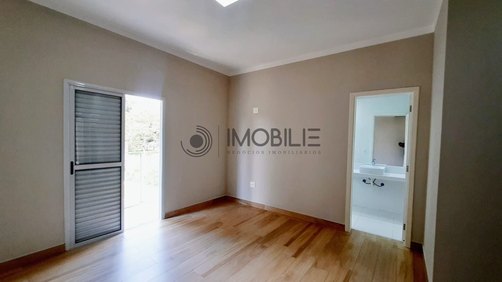 Casa à venda com 4 quartos, 359m² - Foto 22