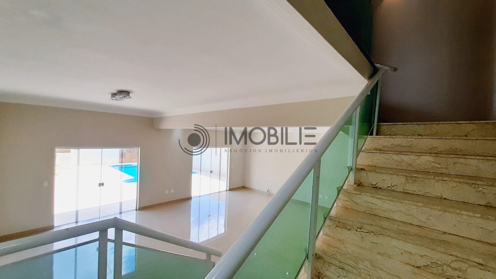 Casa à venda com 4 quartos, 359m² - Foto 13