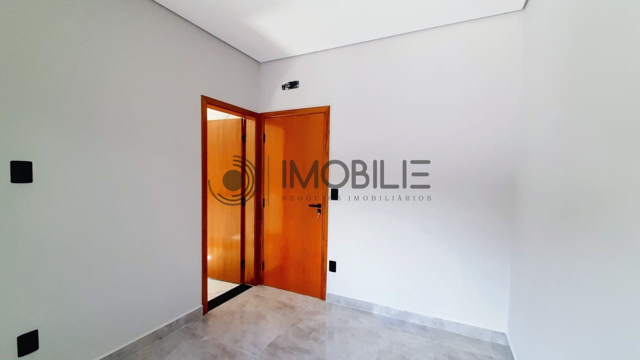 Casa à venda com 3 quartos, 135m² - Foto 14