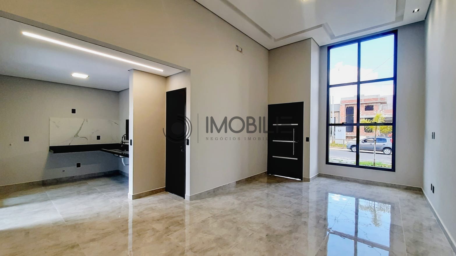 Casa à venda com 3 quartos, 135m² - Foto 1