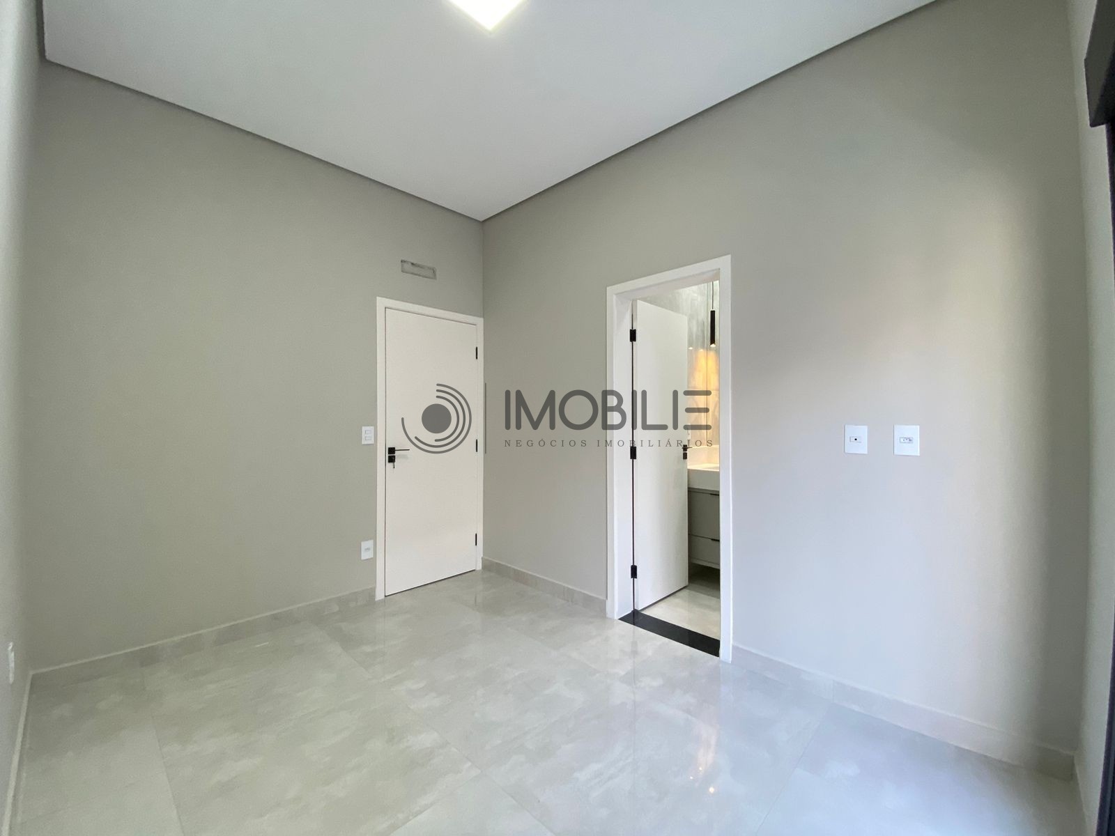 Casa à venda com 3 quartos, 180m² - Foto 16