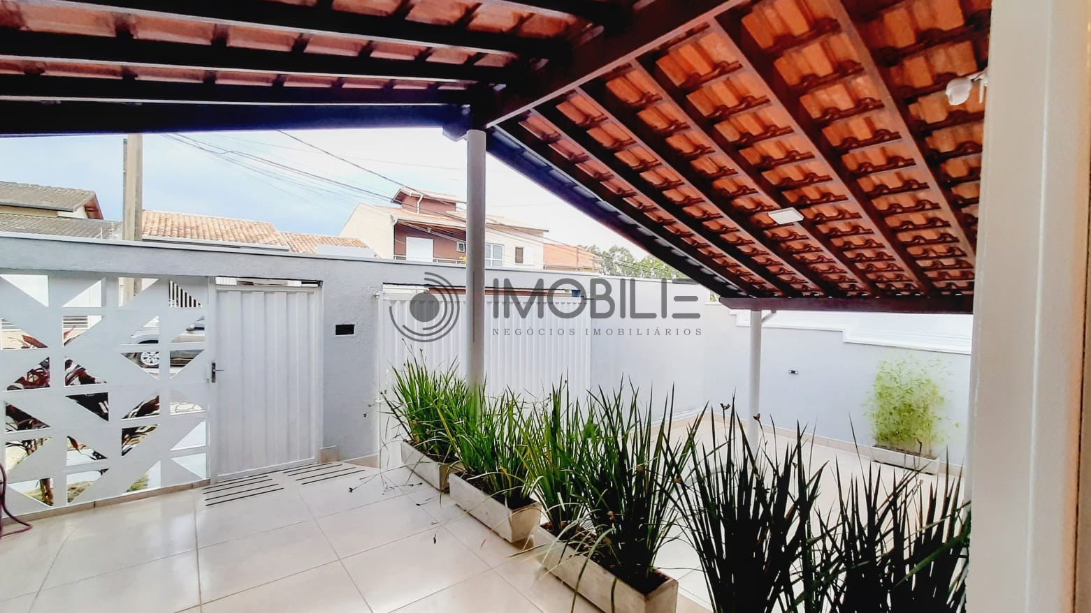 Casa à venda com 3 quartos, 187m² - Foto 4