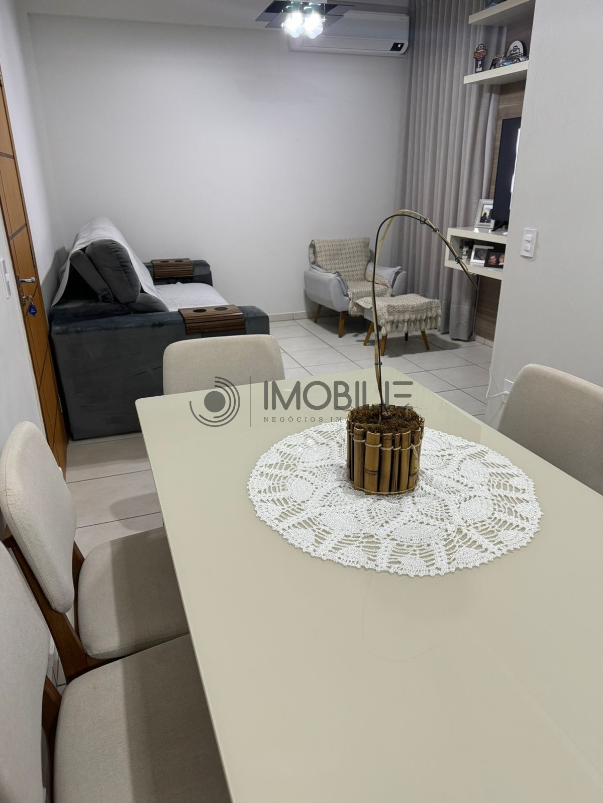 Apartamento à venda com 2 quartos, 72m² - Foto 11