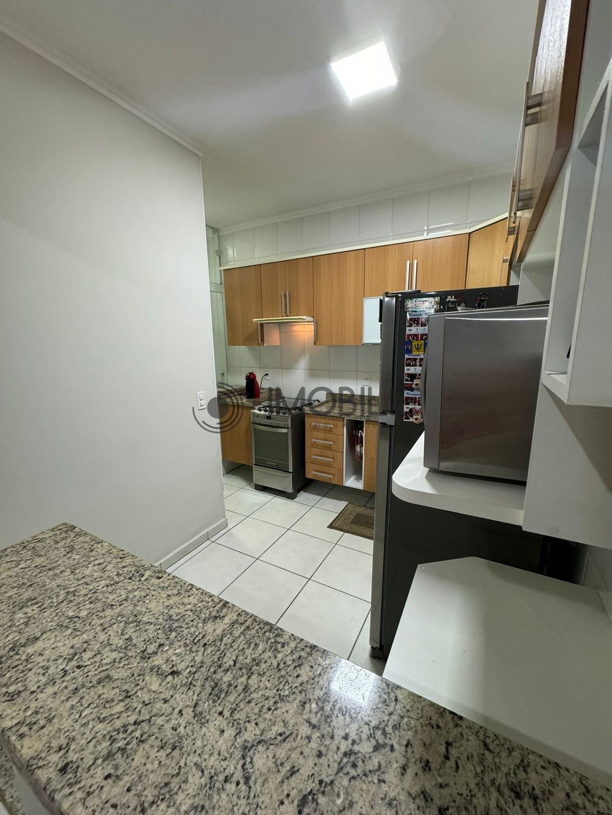 Apartamento à venda com 2 quartos, 72m² - Foto 3