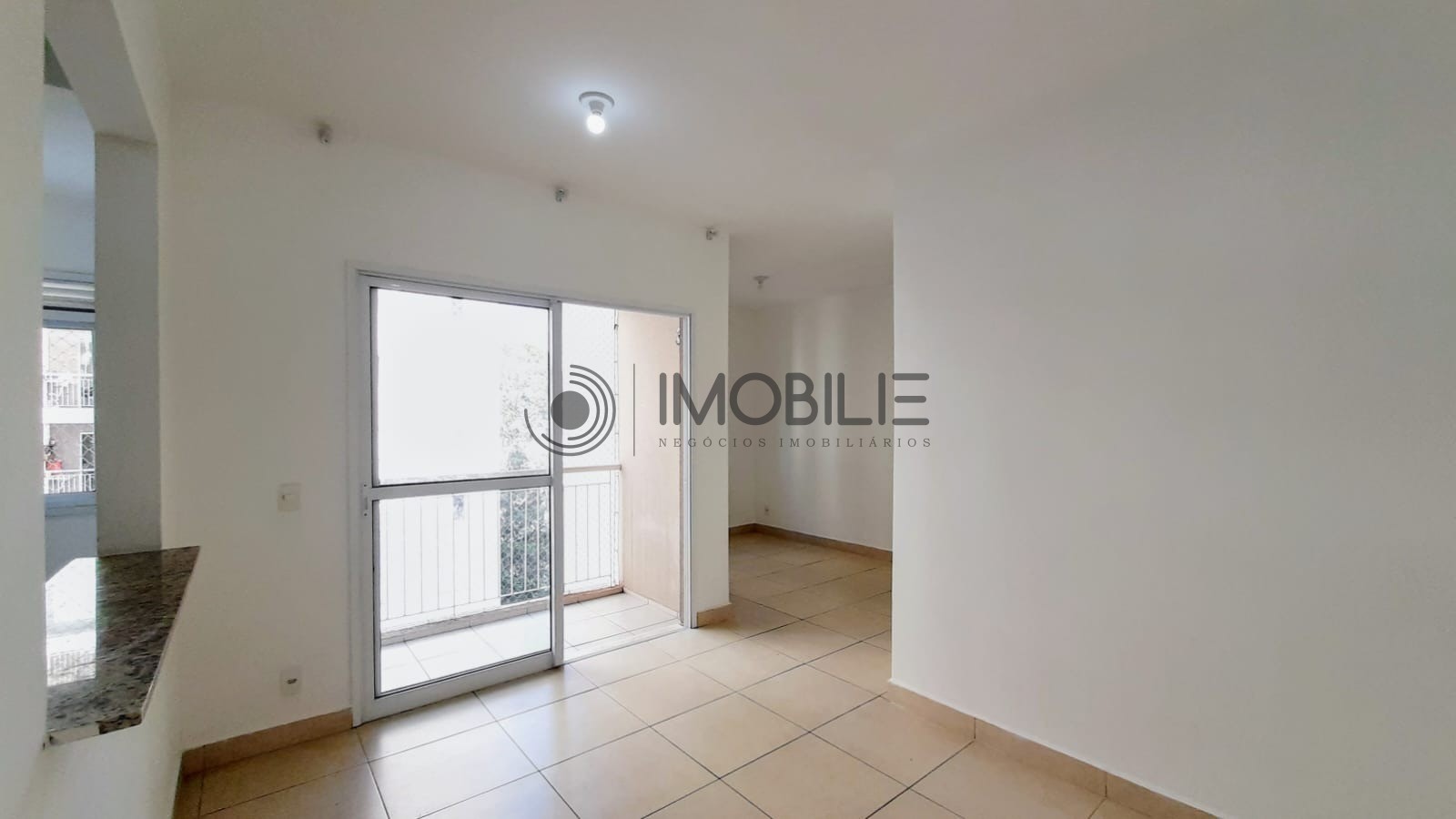 Apartamento à venda com 2 quartos, 63m² - Foto 2