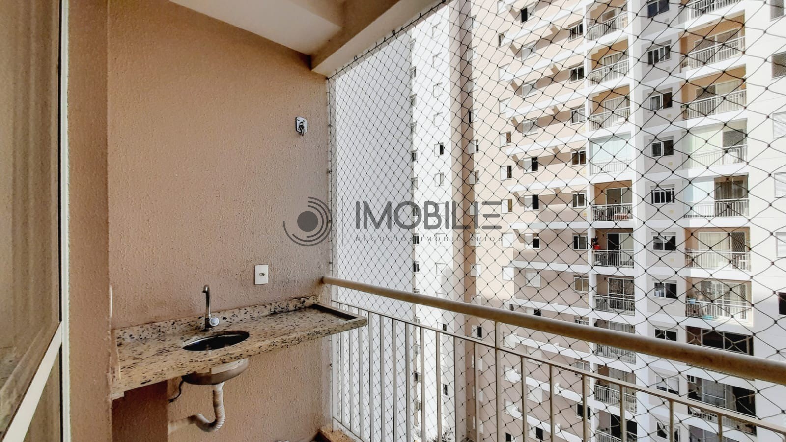 Apartamento à venda com 2 quartos, 63m² - Foto 7