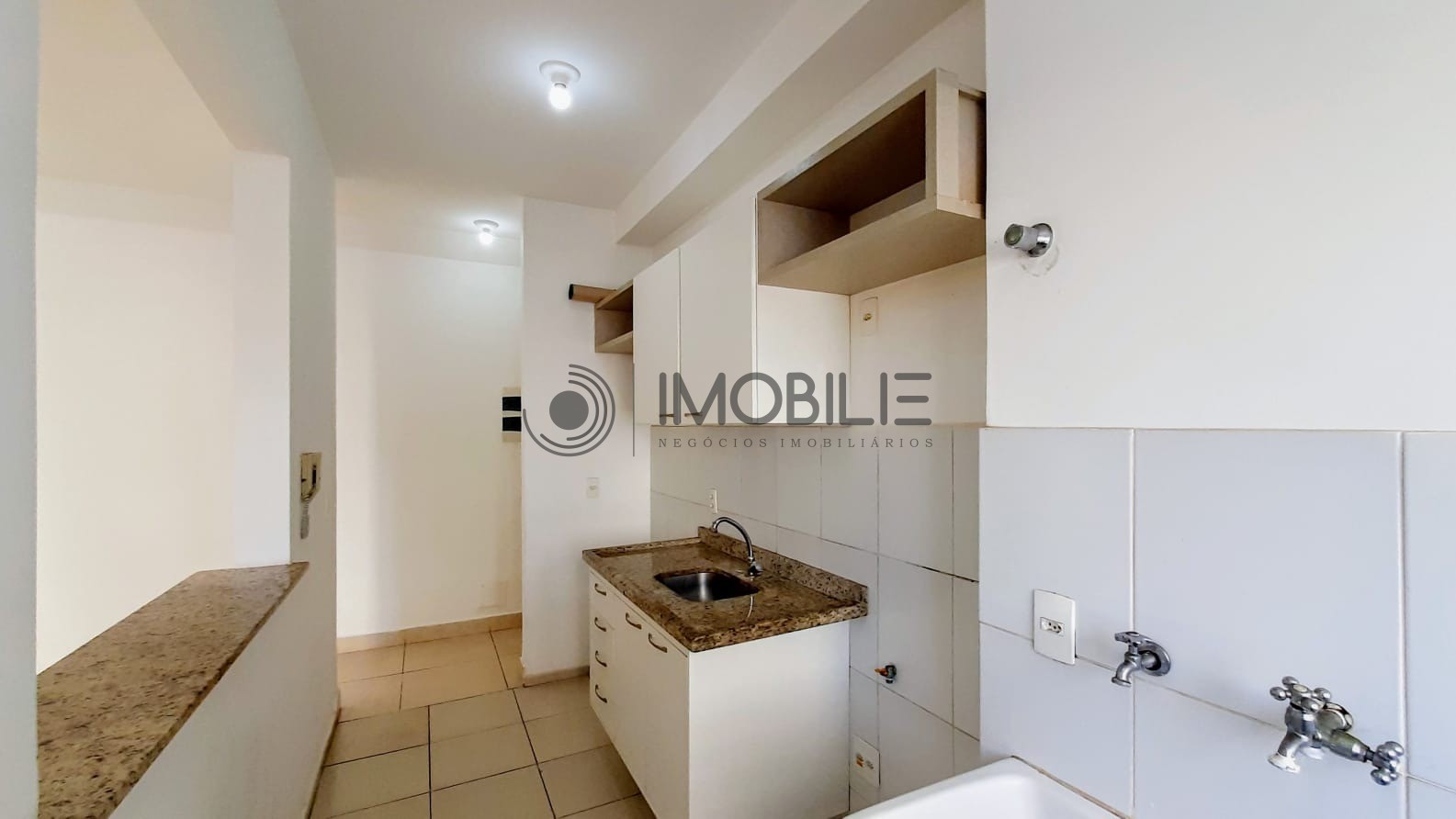 Apartamento à venda com 2 quartos, 63m² - Foto 1