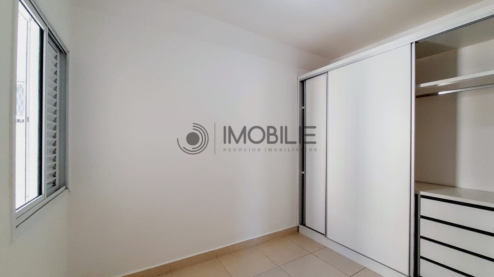 Apartamento à venda com 2 quartos, 63m² - Foto 11