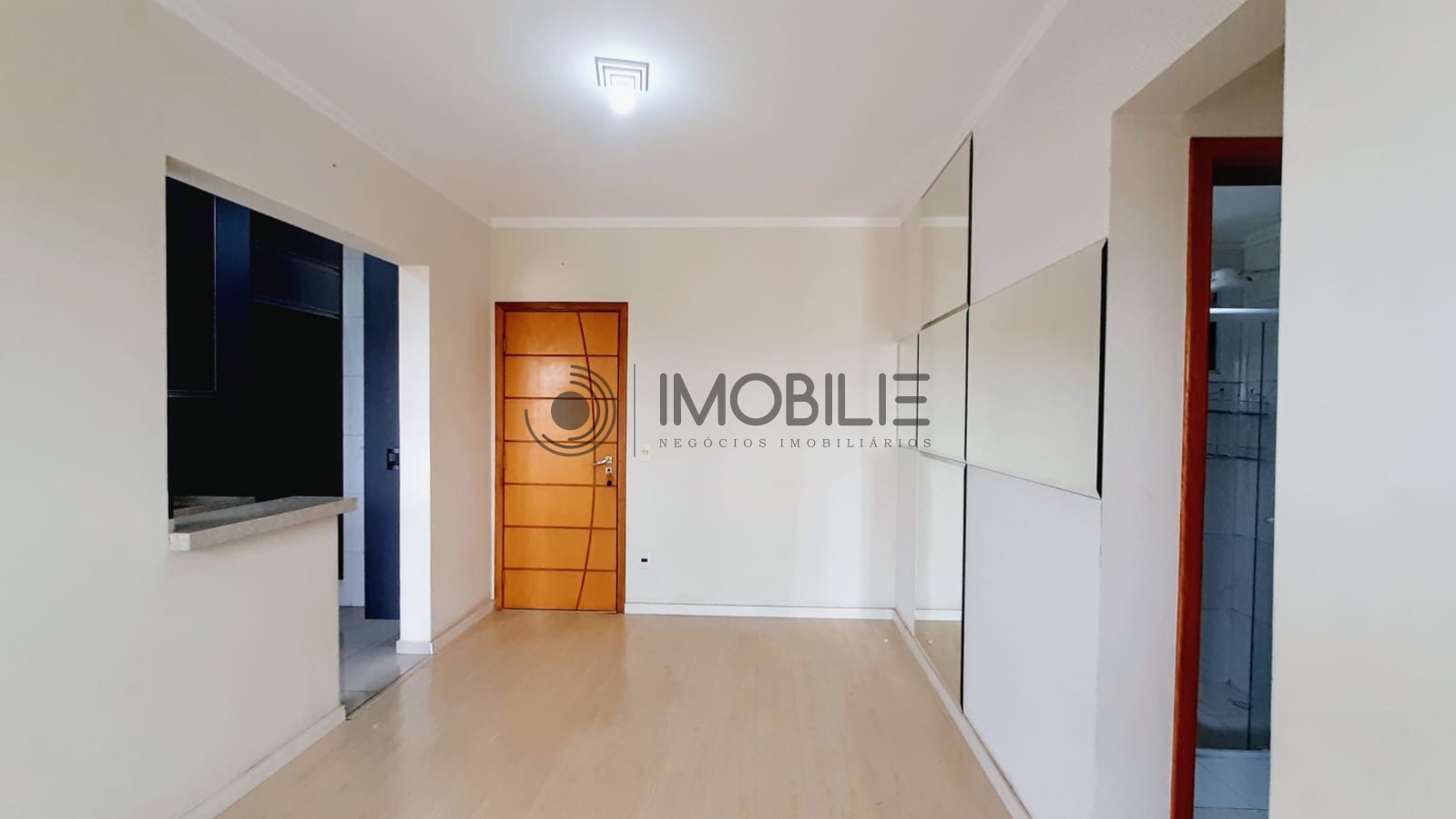 Apartamento à venda com 3 quartos, 73m² - Foto 1