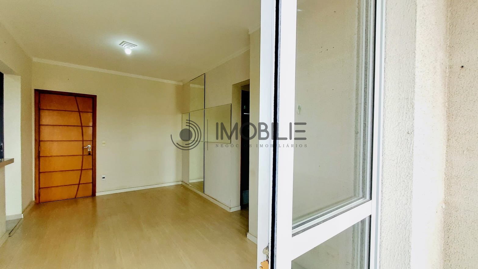 Apartamento à venda com 3 quartos, 73m² - Foto 3