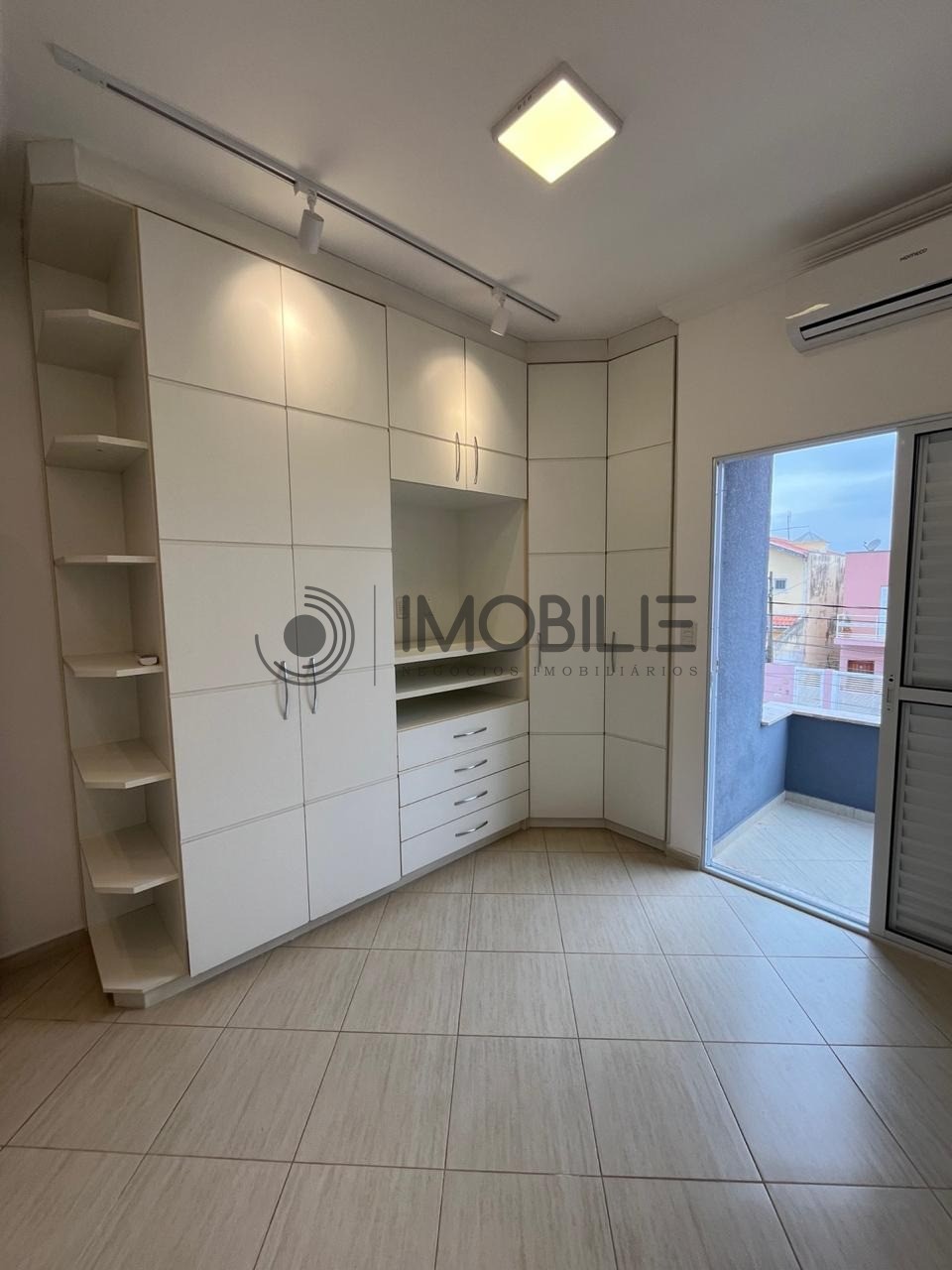 Casa à venda com 3 quartos, 180m² - Foto 46