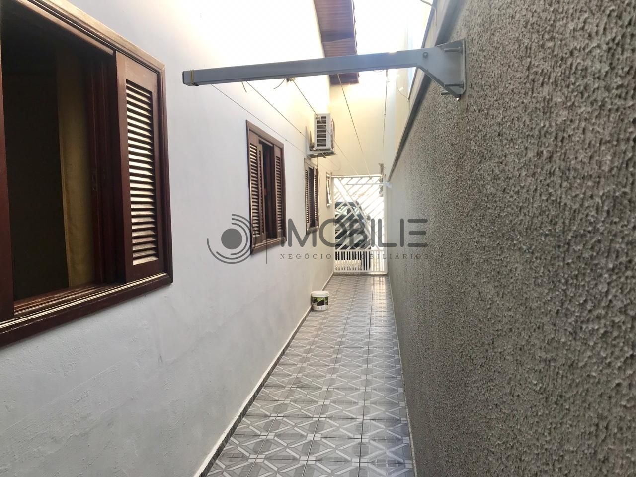 Casa à venda com 3 quartos, 220m² - Foto 13