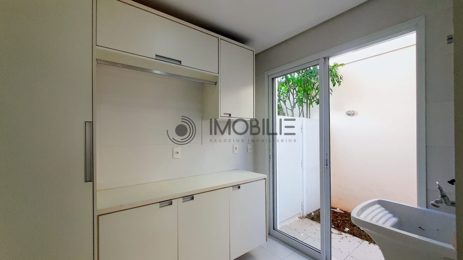 Casa à venda com 3 quartos, 186m² - Foto 13