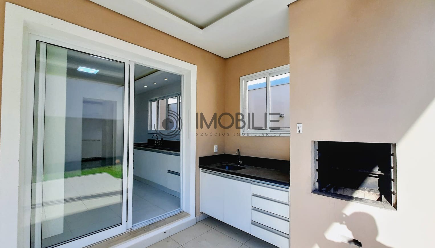 Casa à venda com 3 quartos, 186m² - Foto 37