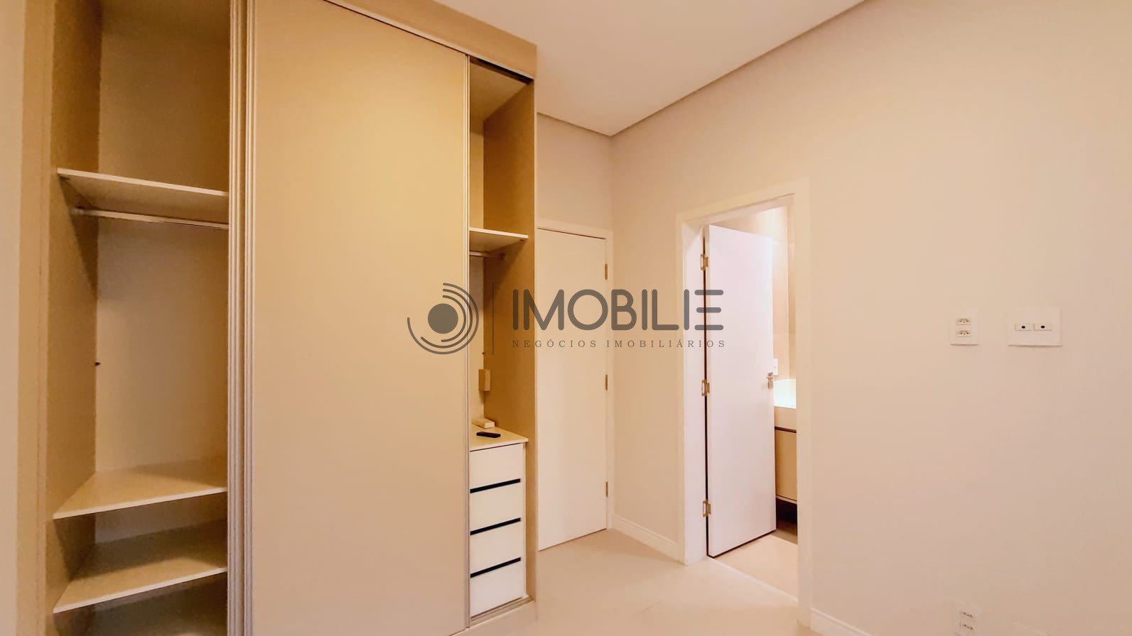 Casa à venda com 3 quartos, 150m² - Foto 23