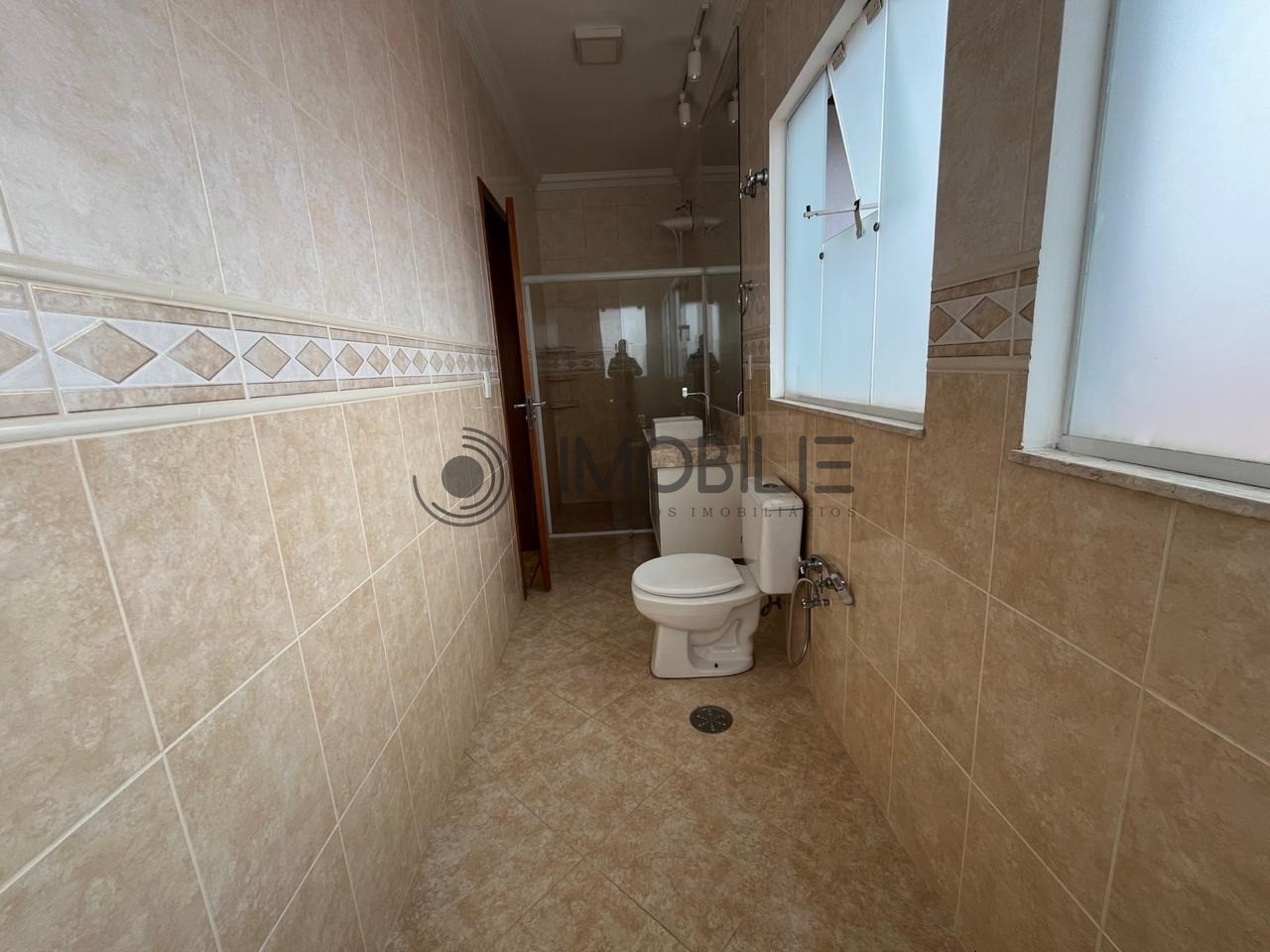 Casa à venda com 3 quartos, 180m² - Foto 42