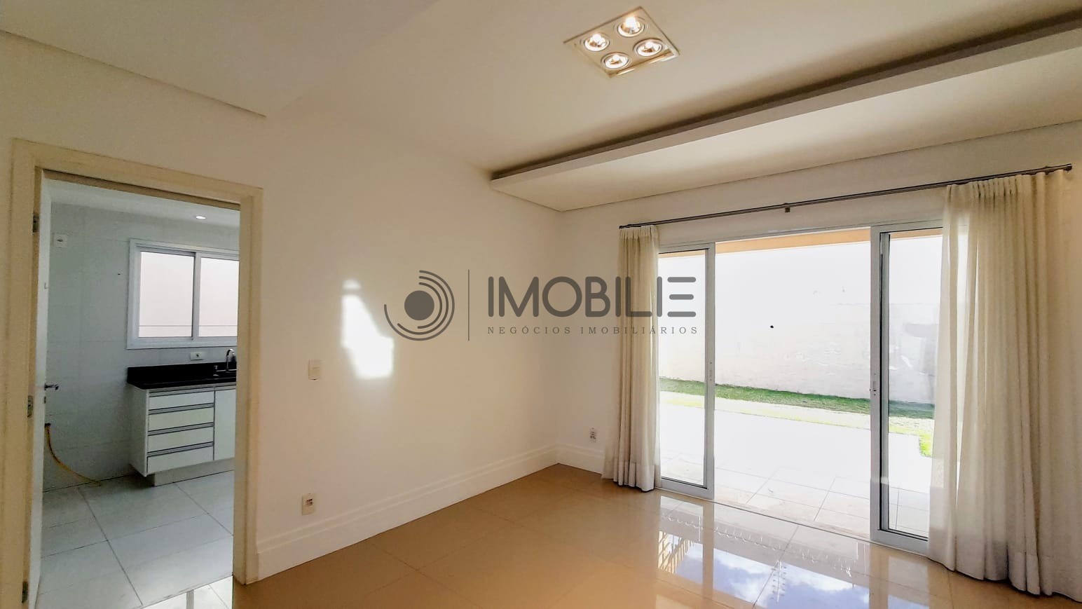 Casa à venda com 3 quartos, 186m² - Foto 6