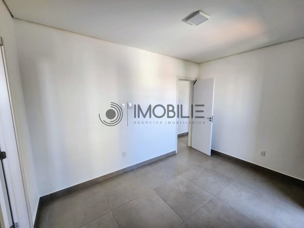 Apartamento à venda com 3 quartos, 126m² - Foto 23