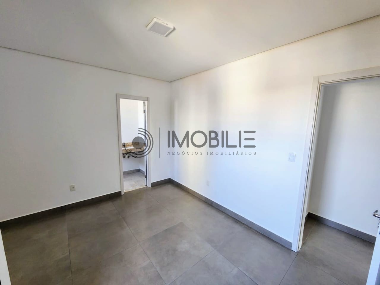 Apartamento à venda com 3 quartos, 126m² - Foto 22