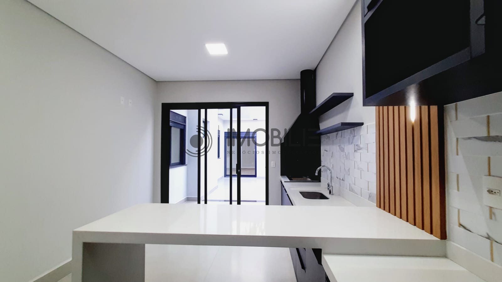 Casa à venda com 3 quartos, 138m² - Foto 13