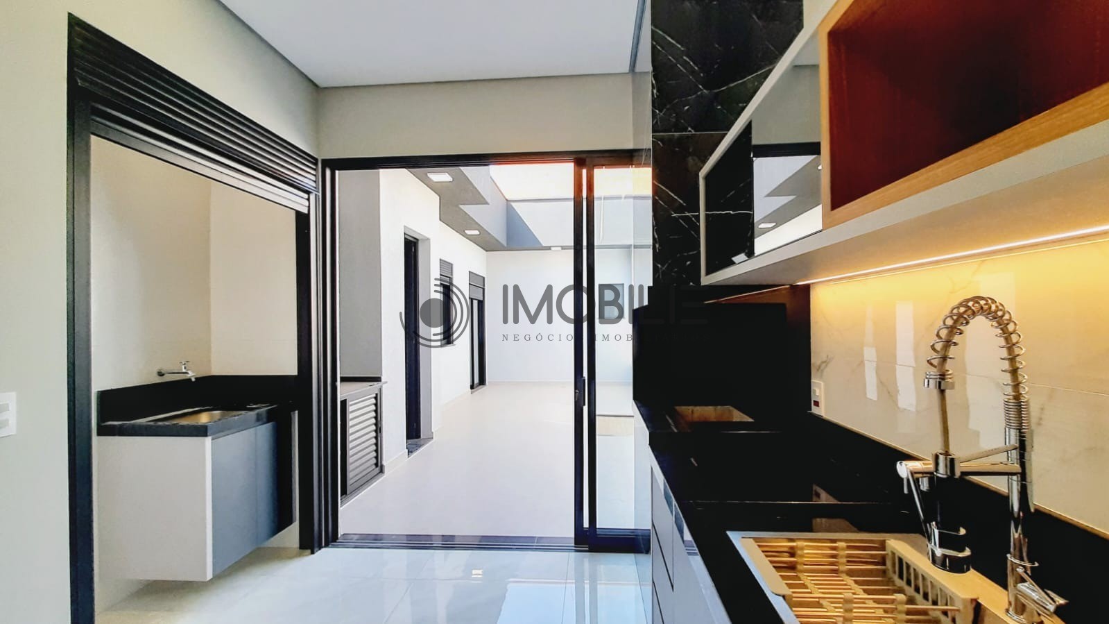 Casa à venda com 3 quartos, 136m² - Foto 10