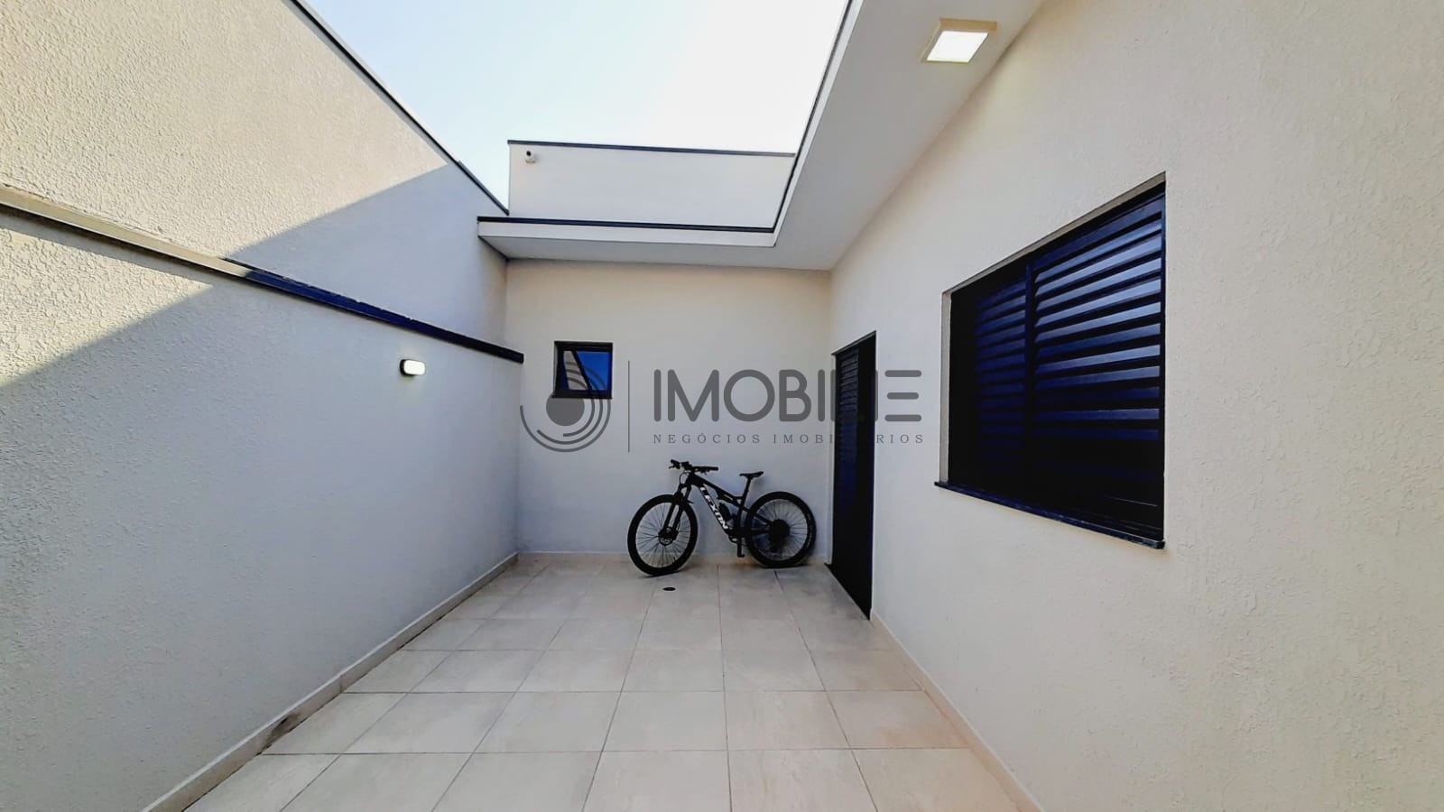 Casa à venda com 3 quartos, 105m² - Foto 16