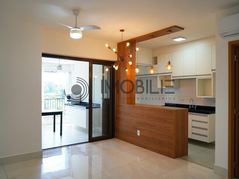 Apartamento à venda com 3 quartos, 104m² - Foto 1